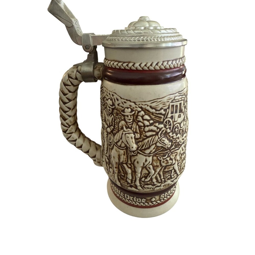 Avon Western Round-Up Ceramic Stein With Trazarra Cologne 8 Fl. Oz. Cowboy Old W